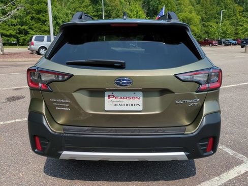 Used 2022 Subaru Outback Limited XT AWD/4WD image 5