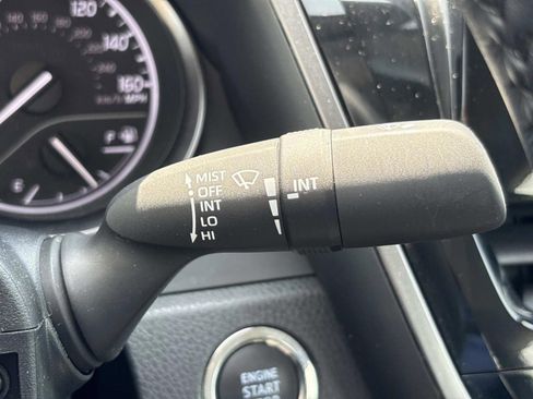 Used 2024 Toyota Camry SE w/ Convenience Package image 30