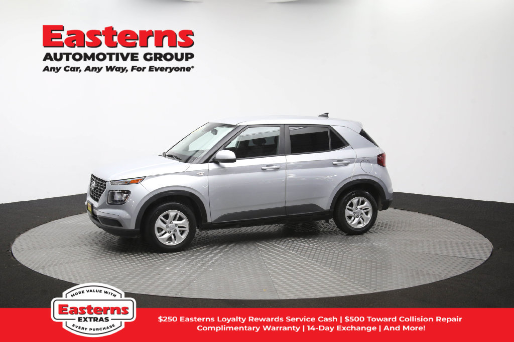 Used 2022 Hyundai Venue SE FWD image 59