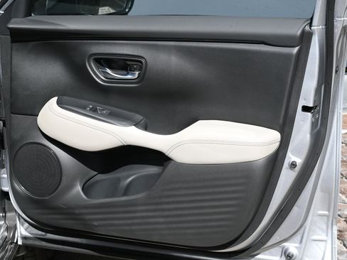 New 2026 Honda HR-V EX-L image 16