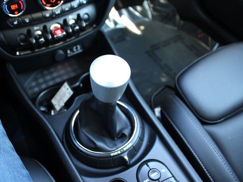 Used 2016 MINI Cooper Clubman S image 27