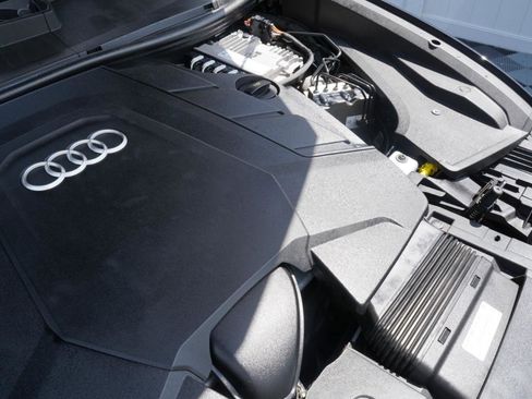 Used 2021 Audi Q8 Premium Plus w/ Premium Plus Package AWD/4WD image 81