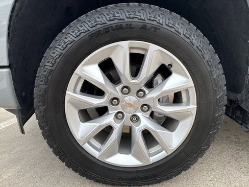 Used 2024 Chevrolet Silverado 1500 Custom image 6