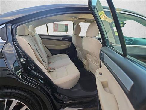 Used 2018 Subaru Legacy 2.5i Premium w/ Moonroof Package AWD/4WD image 22