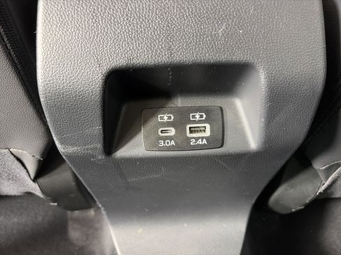 Used 2024 Subaru Crosstrek 2.0i Premium w/ Crosstrek Mirror Package image 17