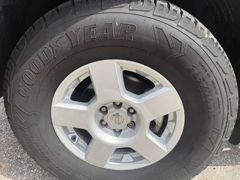 Used 2005 Nissan Xterra S w/ (P01) Power Pkg AWD/4WD image 9