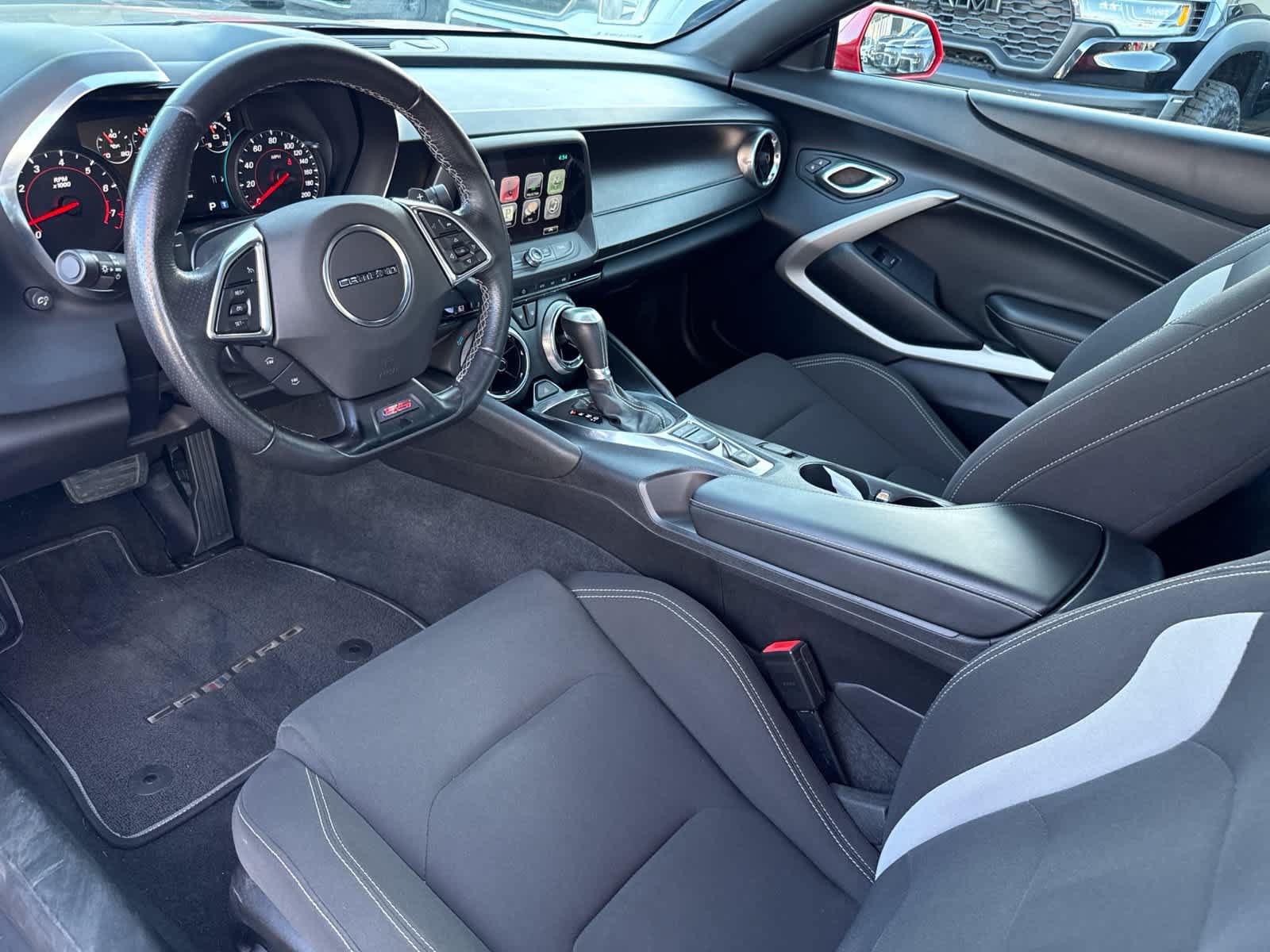 Used 2016 Chevrolet Camaro SS RWD image 22