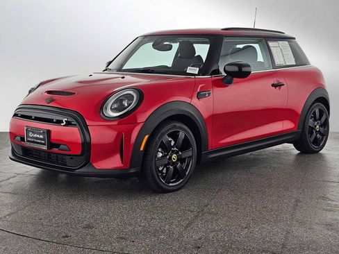 Used 2024 MINI Cooper SE image 7