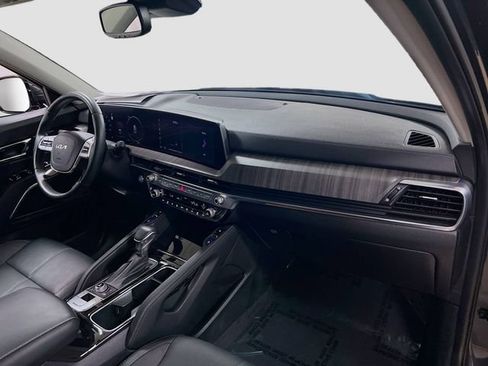 Used 2024 Kia Telluride SX image 33