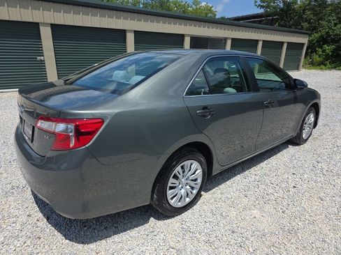 Used 2012 Toyota Camry LE FWD image 6