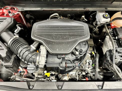 Used 2023 GMC Acadia SLT w/ Elevation Edition FWD image 23