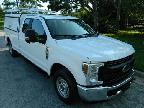 Used 2019 Ford F350 XL w/ XL Value Package RWD image 3