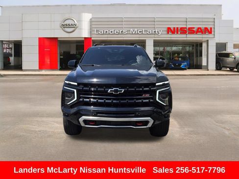 Used 2025 Chevrolet Tahoe Z71 w/ Z71 Off-Road Package AWD/4WD image 11