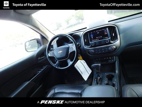 Used 2019 Chevrolet Colorado Z71 AWD/4WD image 6