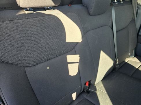 Used 2025 Ford Maverick XL image 10