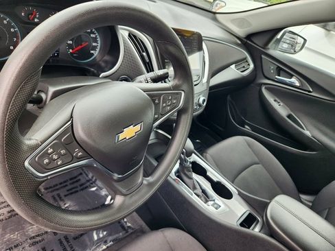 Used 2024 Chevrolet Malibu LT image 12