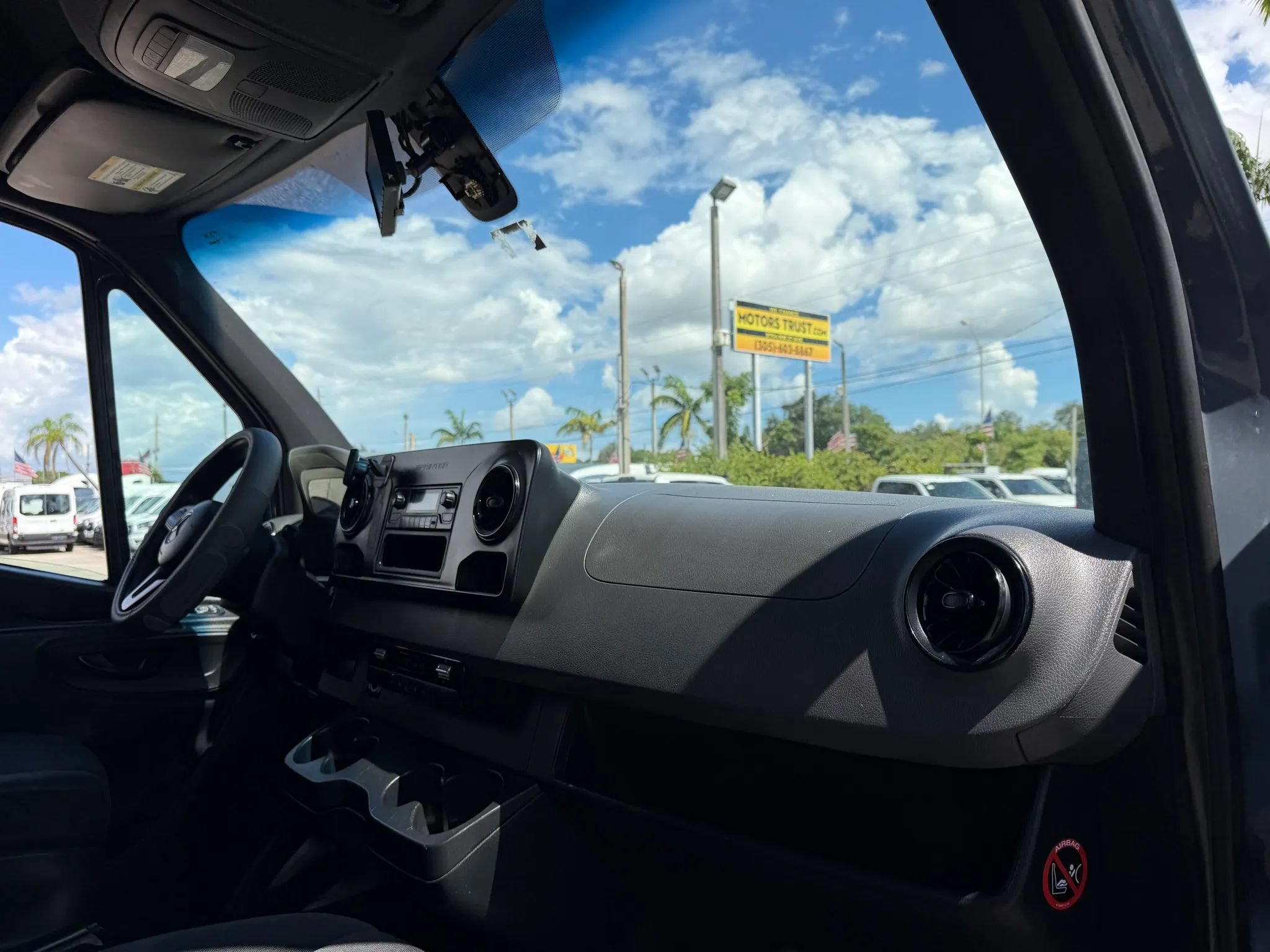 Used 2019 Mercedes-Benz Sprinter 170 image 15