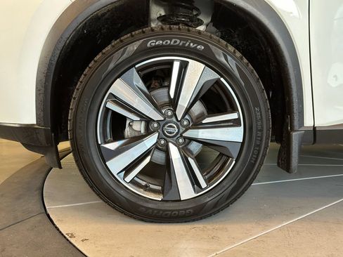 Used 2021 Nissan Rogue SL AWD/4WD image 26