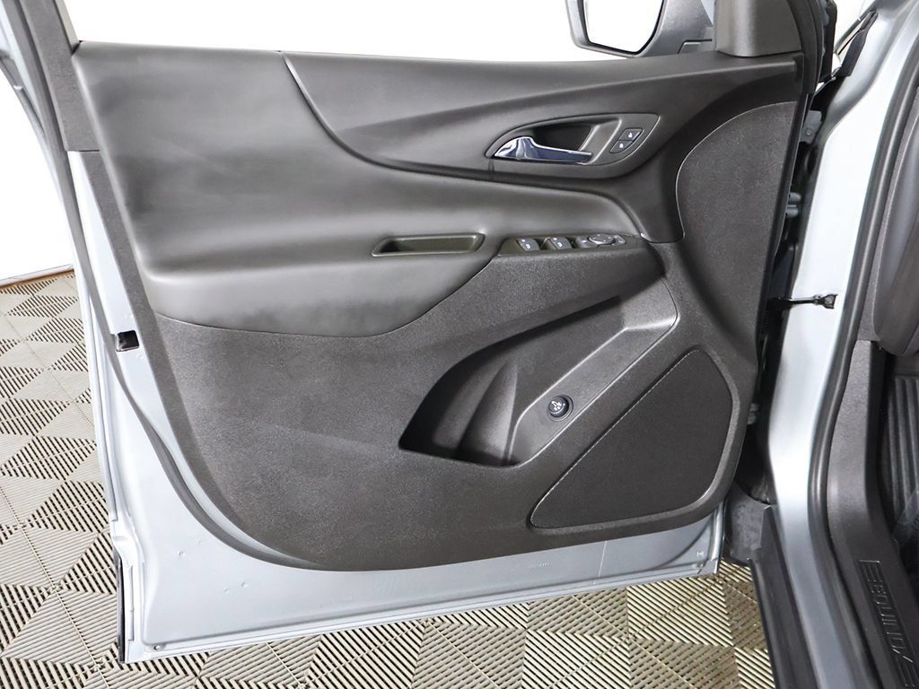 Used 2024 Chevrolet Equinox LT w/ LPO, Floor Liner Package AWD/4WD image 23