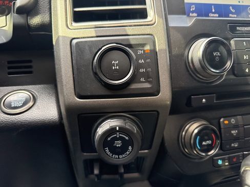 Used 2018 Ford F150 Raptor w/ Equipment Group 802A Luxury image 35