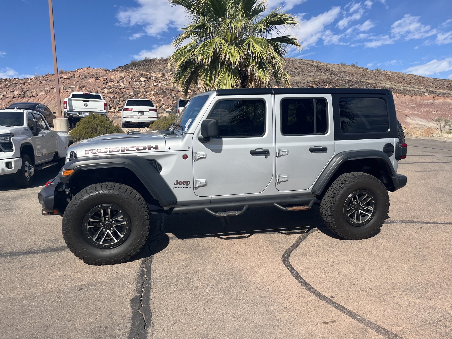 Certified 2024 Jeep Wrangler Unlimited Rubicon w/ XTREMEE 35" Tire Package AWD/4WD image 6
