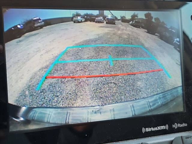 Used 2019 Toyota Sienna LE w/ Carpet Mat Package FWD image 16