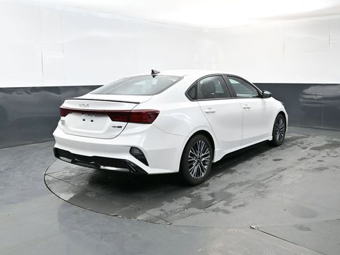 Used 2023 Kia Forte GT-Line w/ GT-Line Premium Package FWD image 5