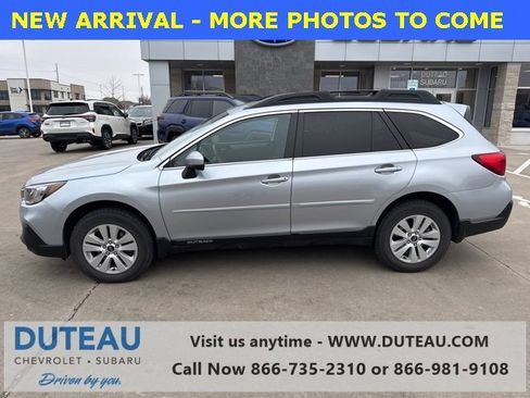 Used 2018 Subaru Outback 2.5i Premium image 1