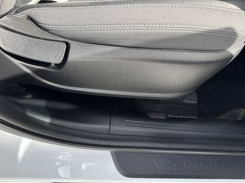 Used 2021 Hyundai Santa Fe SEL w/ Convenience Package FWD image 45