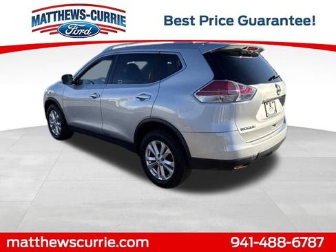 Used 2016 Nissan Rogue SV image 6