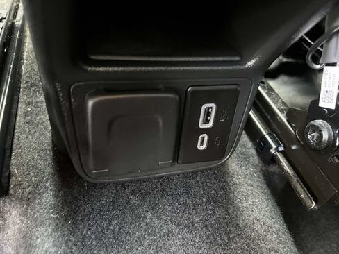 Used 2023 Chevrolet TrailBlazer RS w/ Convenience Package AWD/4WD image 14