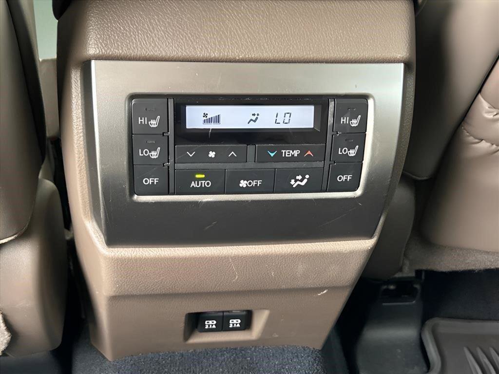 Used 2023 Lexus GX 460 Premium w/ Premium Package AWD/4WD image 17