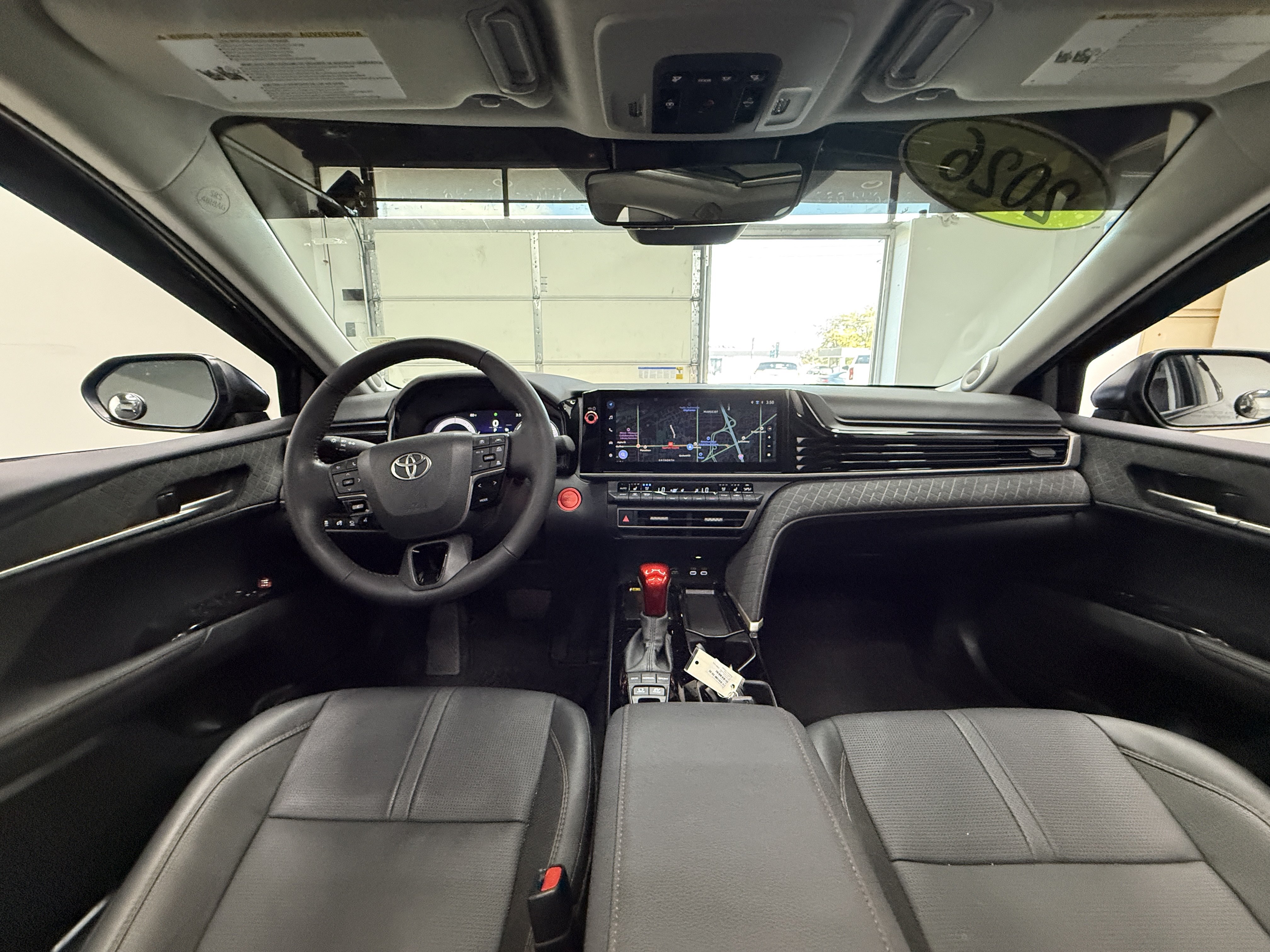 Used 2026 Toyota Camry XLE AWD/4WD image 11