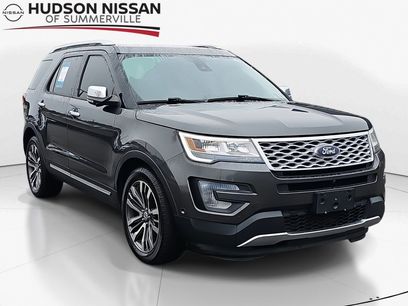 Used 2017 Ford Explorer Platinum