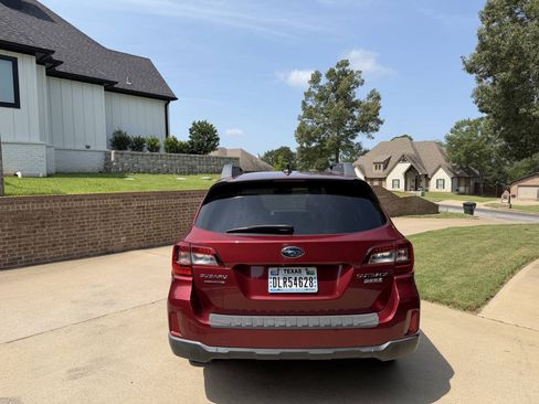 Used 2017 Subaru Outback 2.5i Premium AWD/4WD image 13