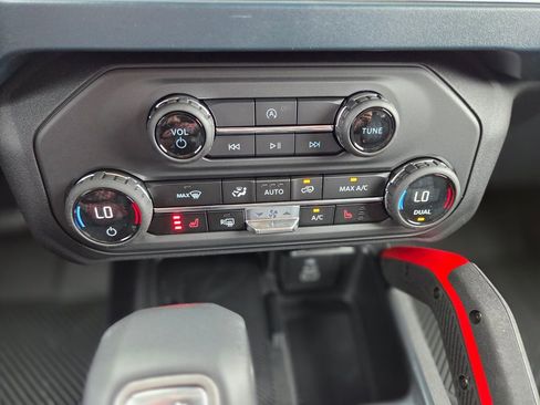 New 2026 Ford Bronco Heritage Edition AWD/4WD image 32