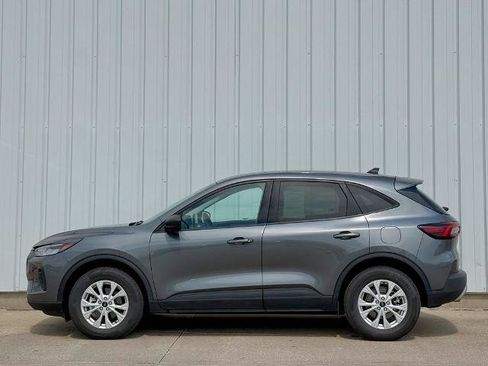 Certified 2025 Ford Escape Active AWD/4WD image 3