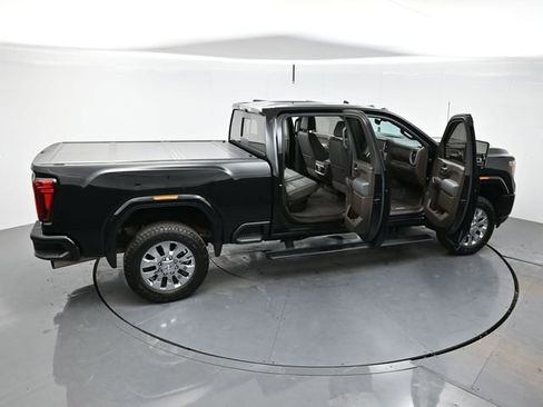 Used 2023 GMC Sierra 2500 Denali w/ Denali Ultimate Package image 46