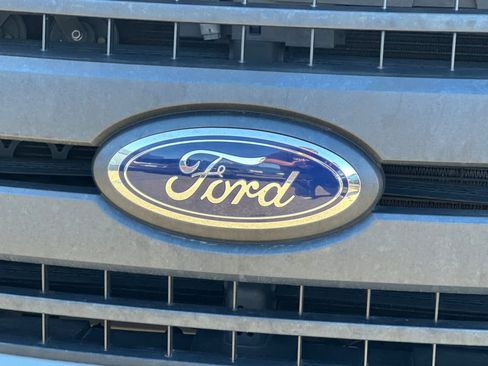 Used 2018 Ford F150 XL w/ Equipment Group 101A Mid image 10