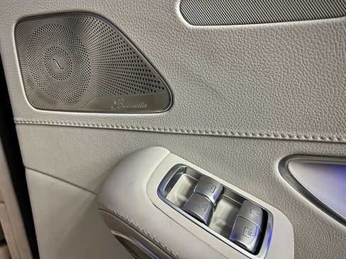 Used 2015 Mercedes-Benz S 550 S 550 image 31