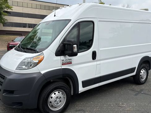 Used 2018 RAM ProMaster 2500 FWD image 5