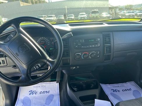 Used 2003 Dodge Dakota SLT image 4