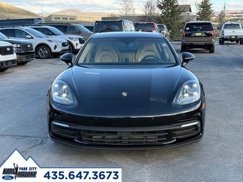 Used 2018 Porsche Panamera 4 image 8