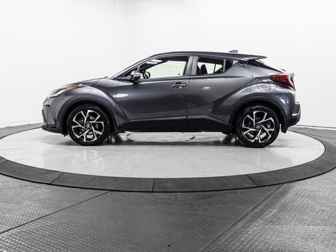 Certified 2020 Toyota C-HR XLE image 7
