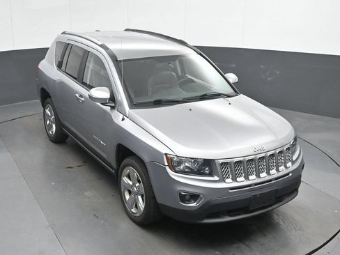 Used 2015 Jeep Compass Limited AWD/4WD image 25