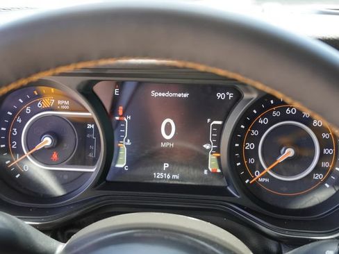 Used 2024 Jeep Wrangler Unlimited Sport AWD/4WD image 30
