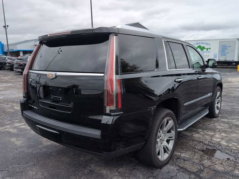 Used 2015 Cadillac Escalade Luxury AWD/4WD image 3