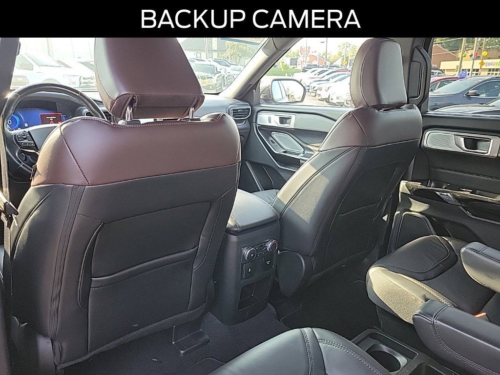 Certified 2021 Ford Explorer Platinum w/ Equipment Group 601A AWD/4WD image 14