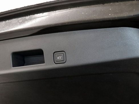 New 2025 Buick Enclave Sport Touring w/ Power Package image 32