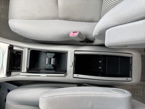 Used 2004 Toyota Highlander V6 image 20